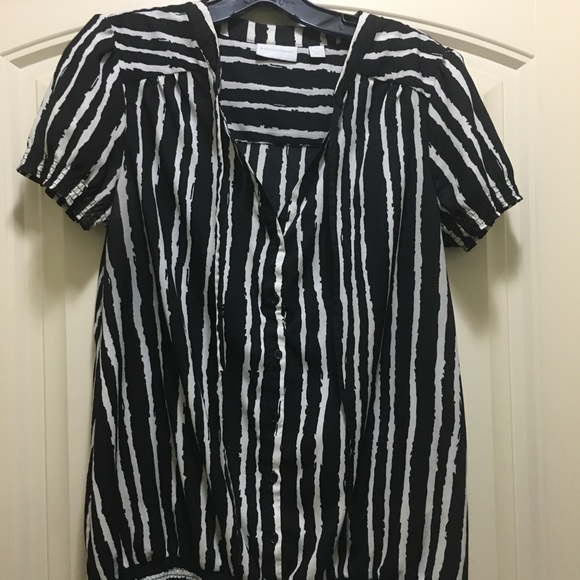 Shirt - Picture 2 of 4